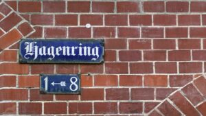 altes Emaille-Straßenschild am Hagenring