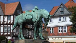 Wolfenbüttel ♦ Herzog-August-Reiterdenkmal am Stadtmarkt