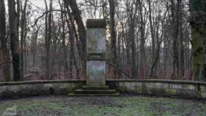 Wolfsburg ♦ Kriegsdenkmal am Rothehof