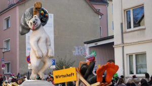 Karnevalsumzug "Schoduvel" 2025 - Klimawandel killt Eisbären